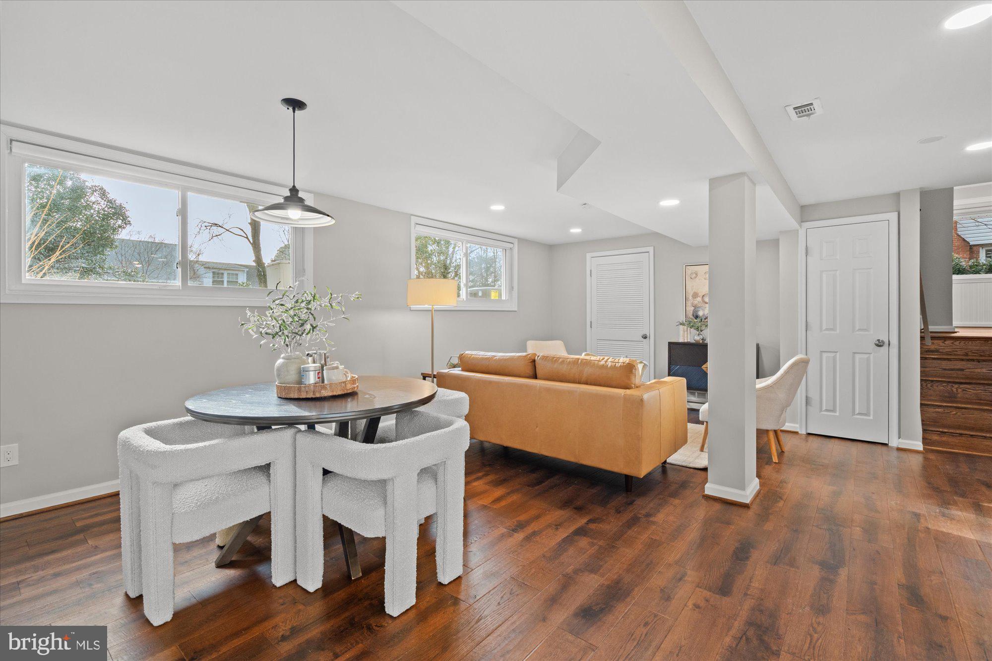 1017 CROTON DRIVE