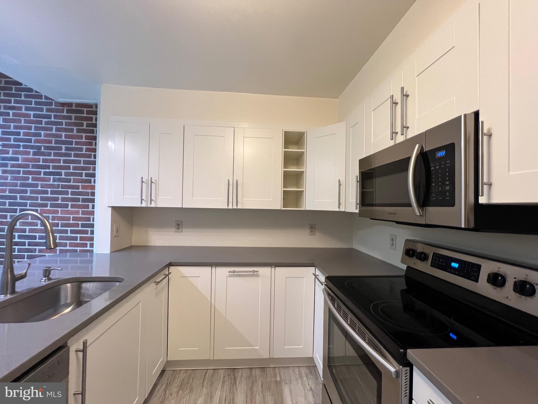 8729 SHERIDAN FARMS COURT