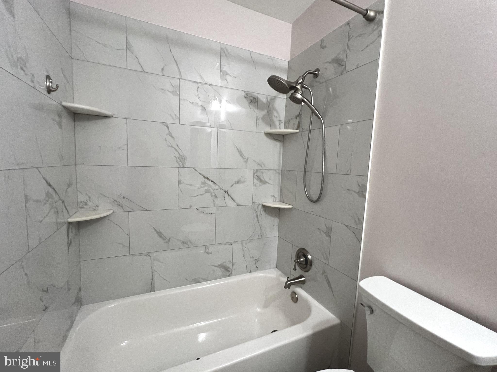 8729 SHERIDAN FARMS COURT