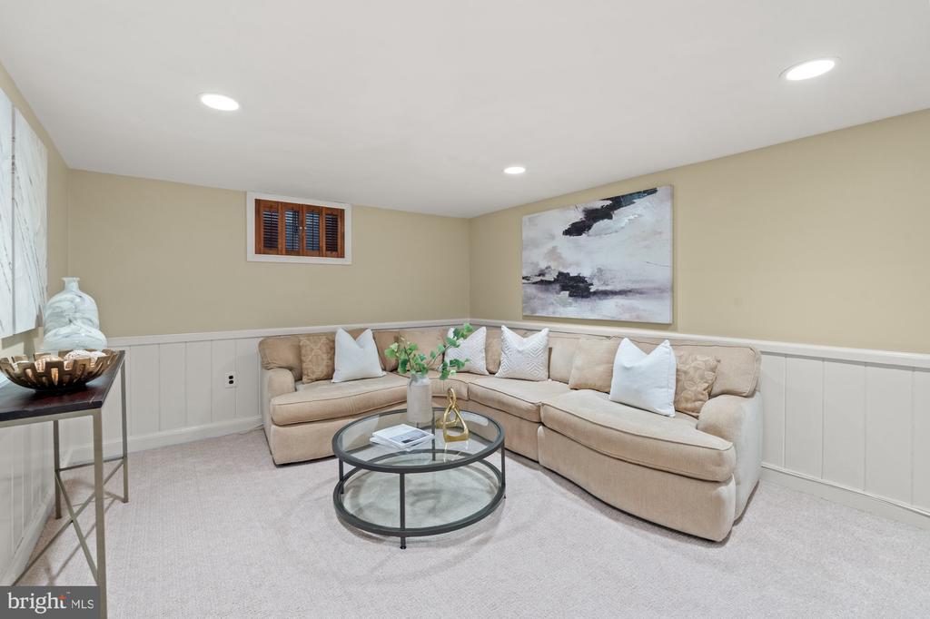6108 VERNON TERRACE