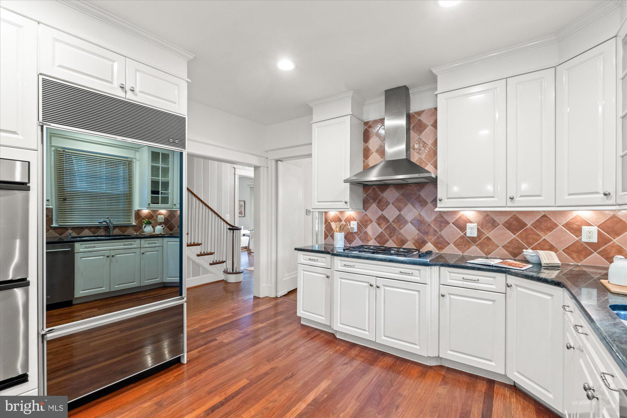 6108 VERNON TERRACE