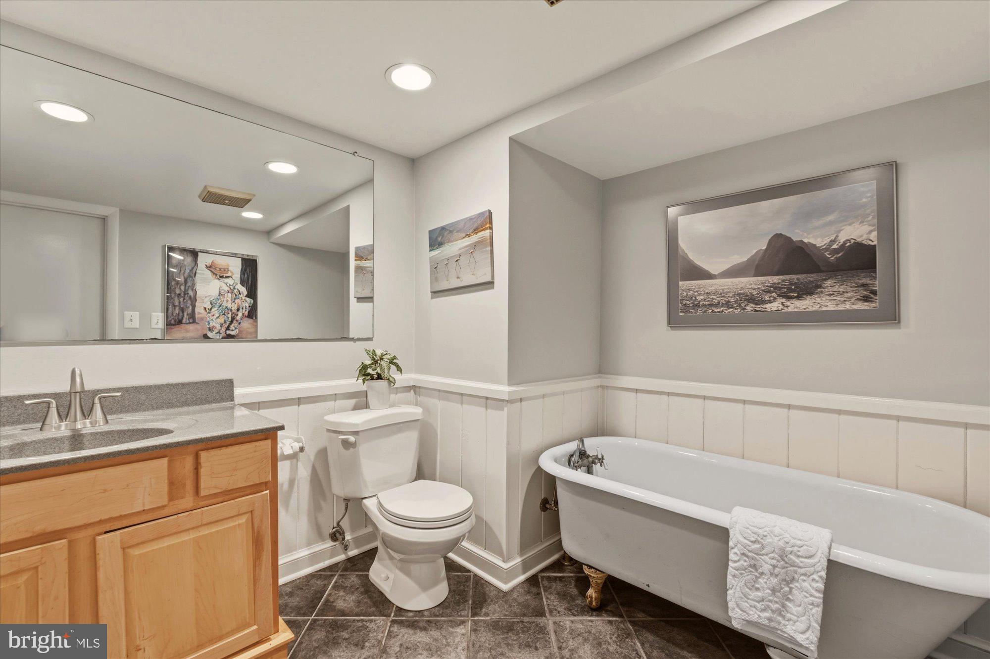 6108 VERNON TERRACE