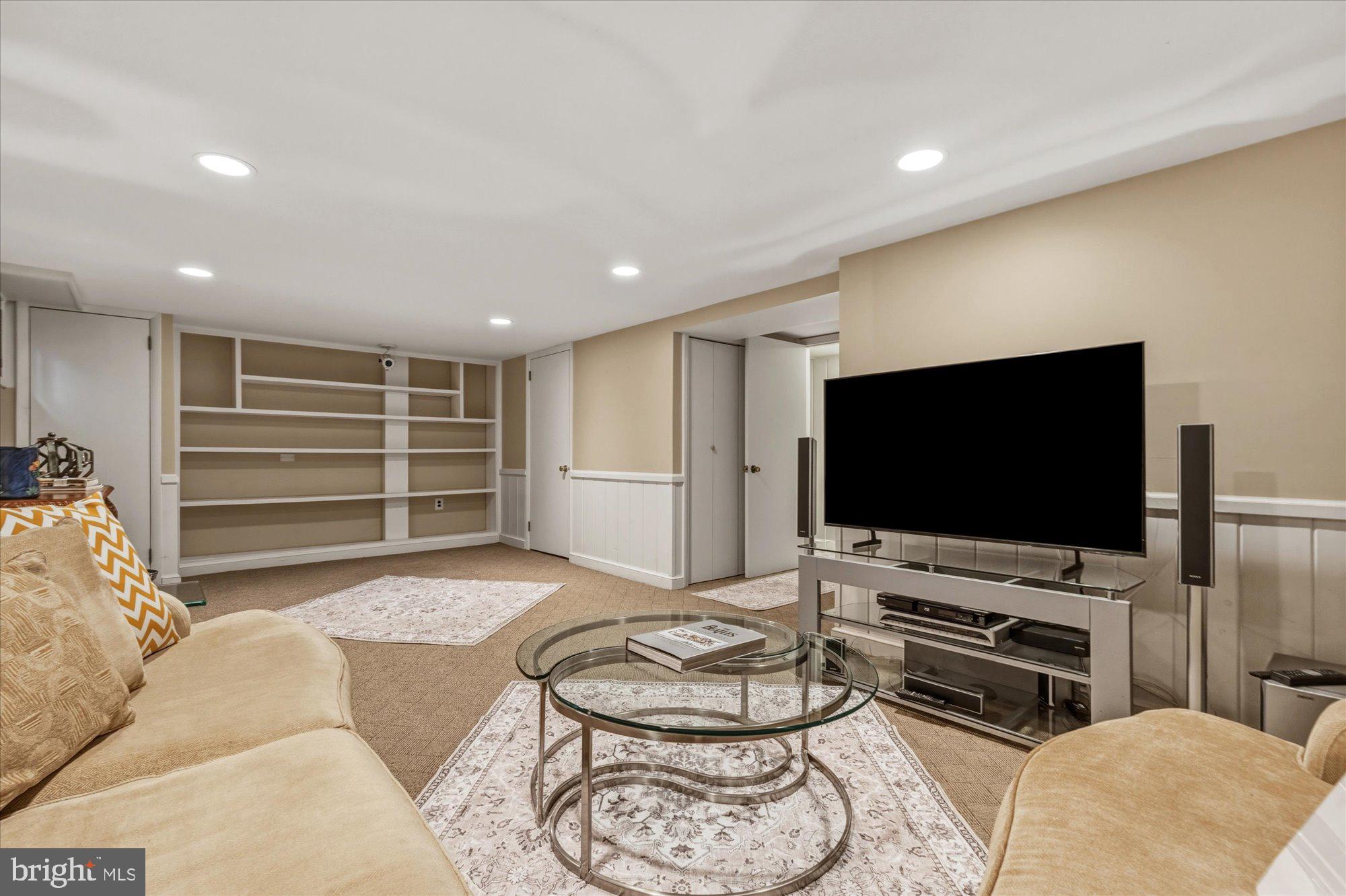 6108 VERNON TERRACE