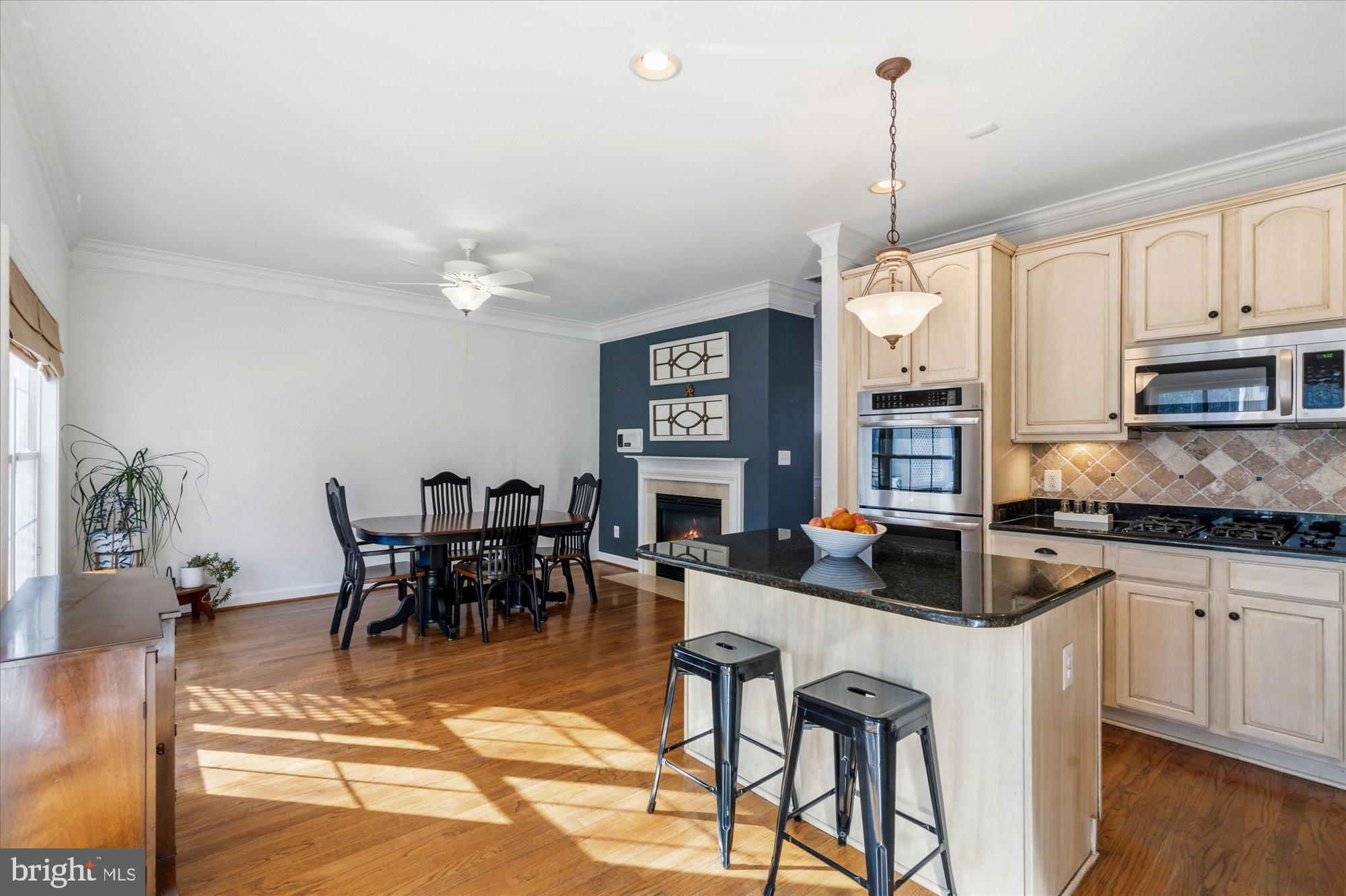 3818 ELMWOOD TOWNE WAY