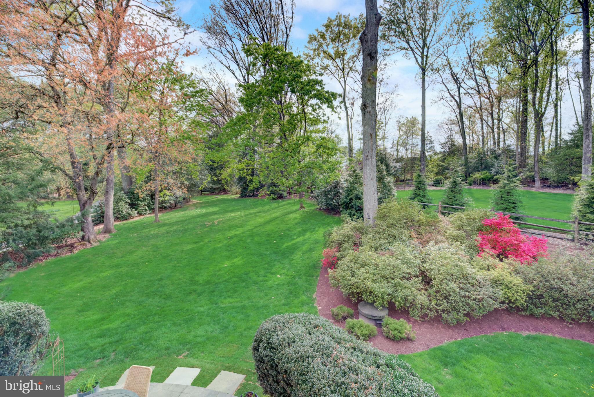 2818 CENTER RIDGE DRIVE