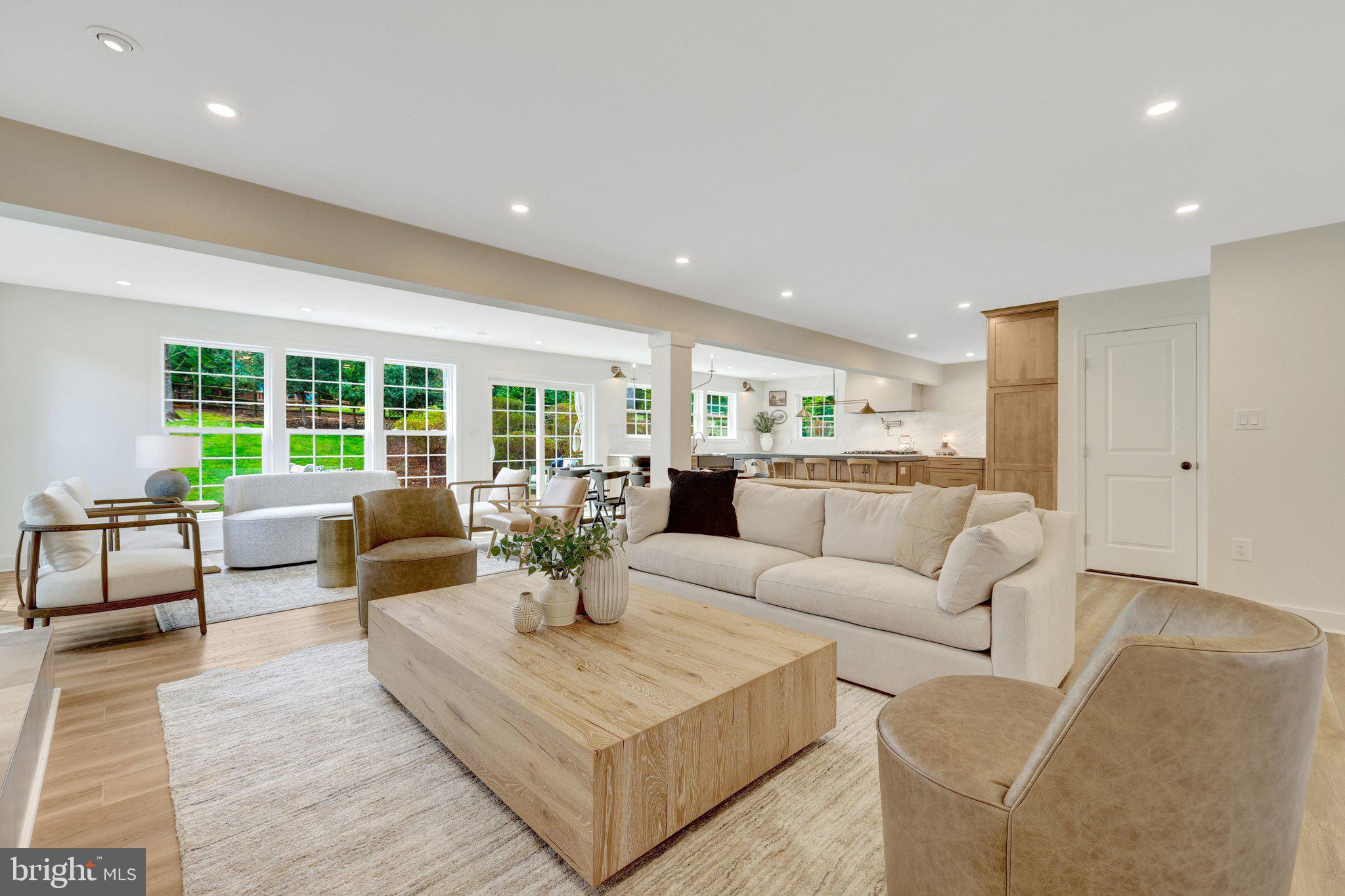 2818 CENTER RIDGE DRIVE