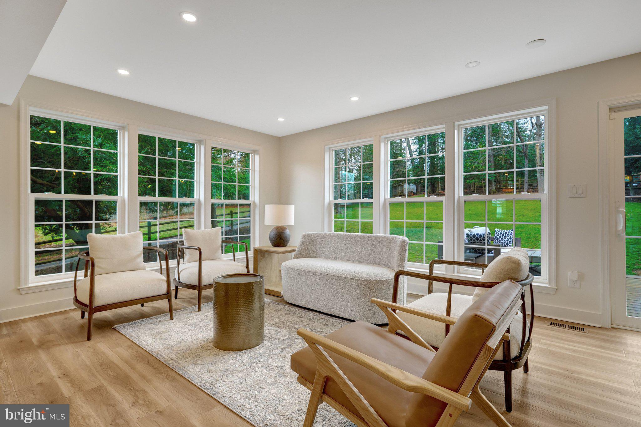 2818 CENTER RIDGE DRIVE