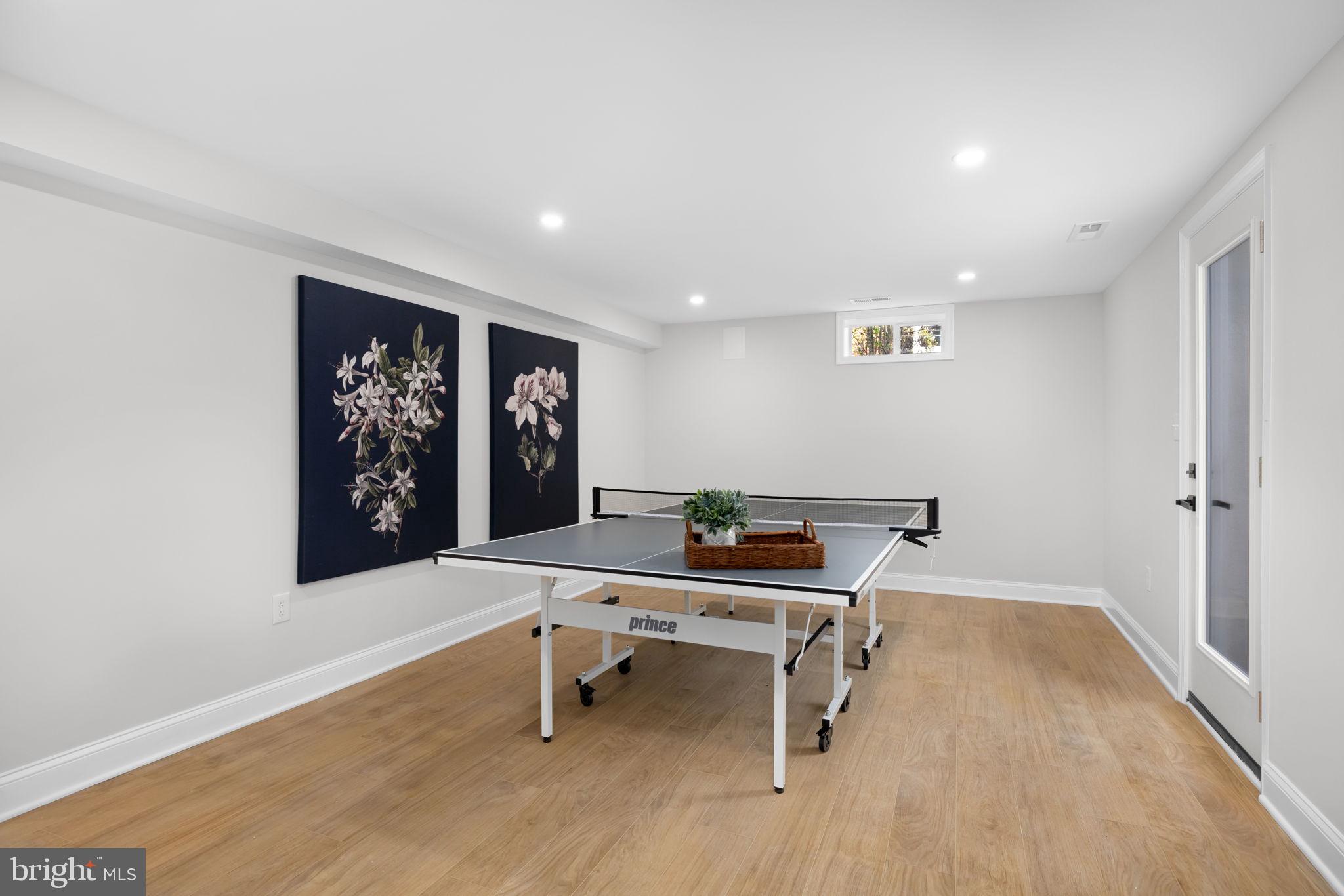 1010 CROTON DRIVE