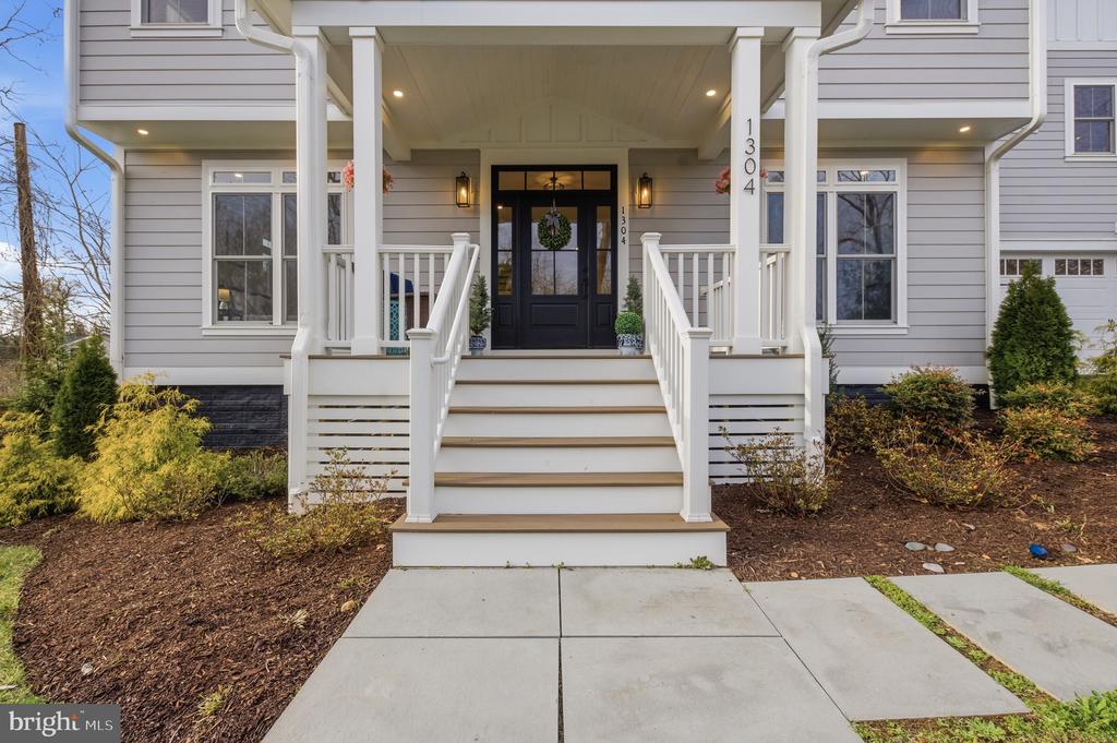 1304 GAHANT ROAD
