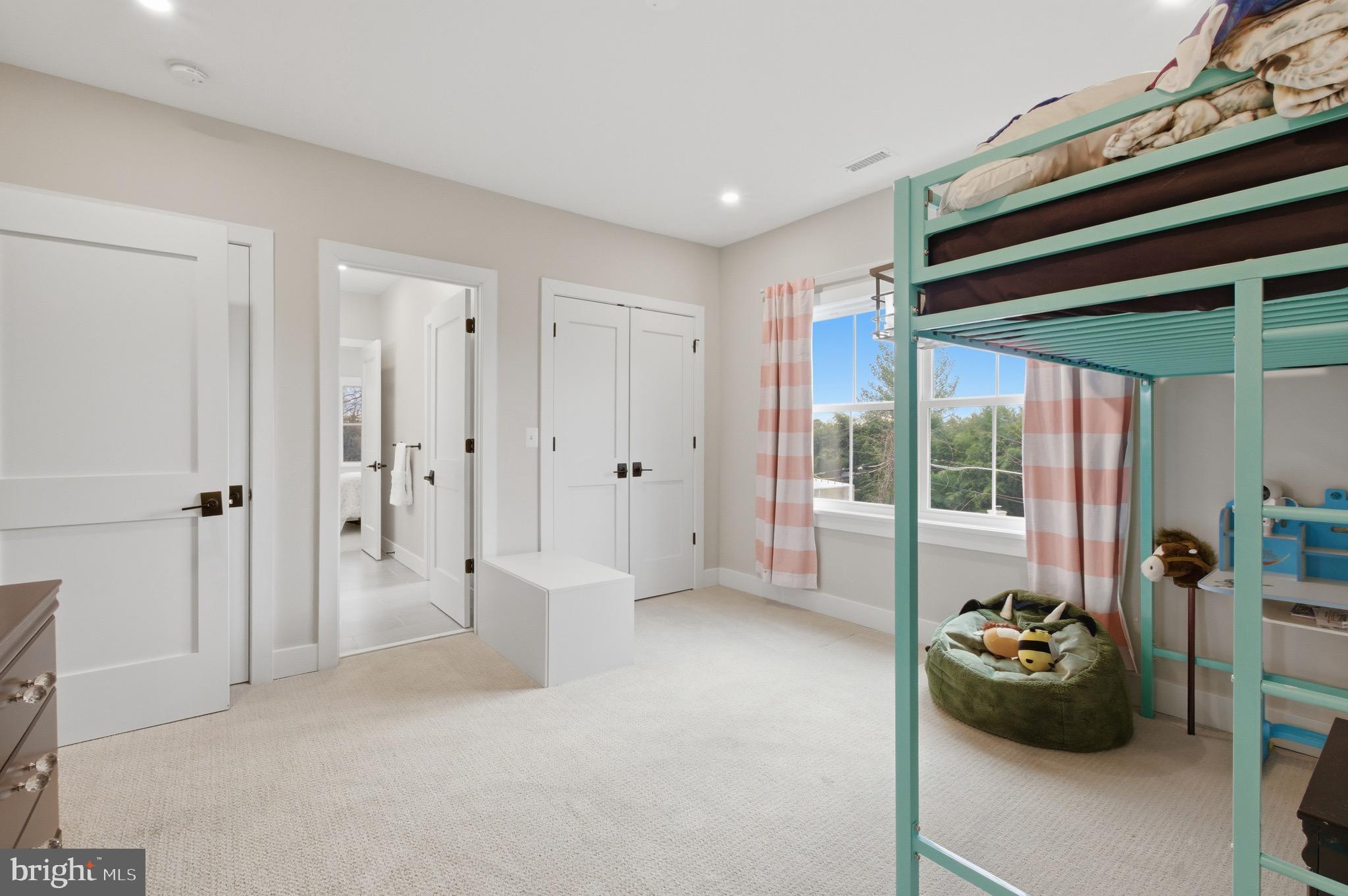 1304 GAHANT ROAD