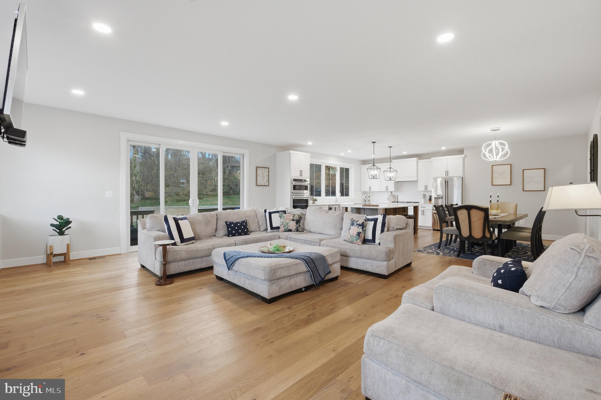 1304 GAHANT ROAD