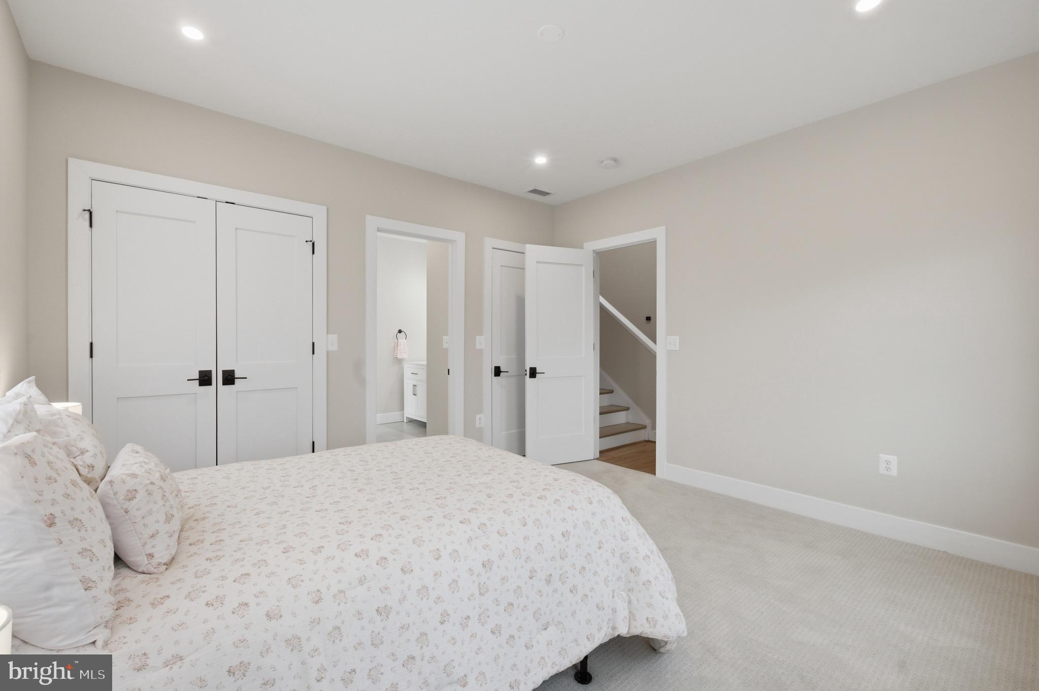 1304 GAHANT ROAD