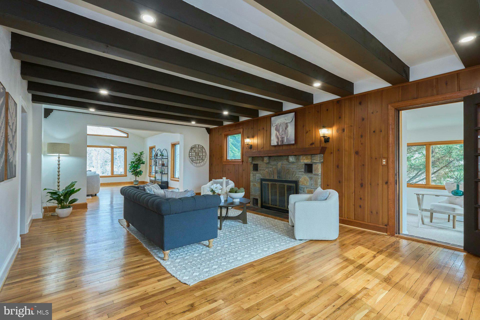 6586 BRADDOCK ROAD