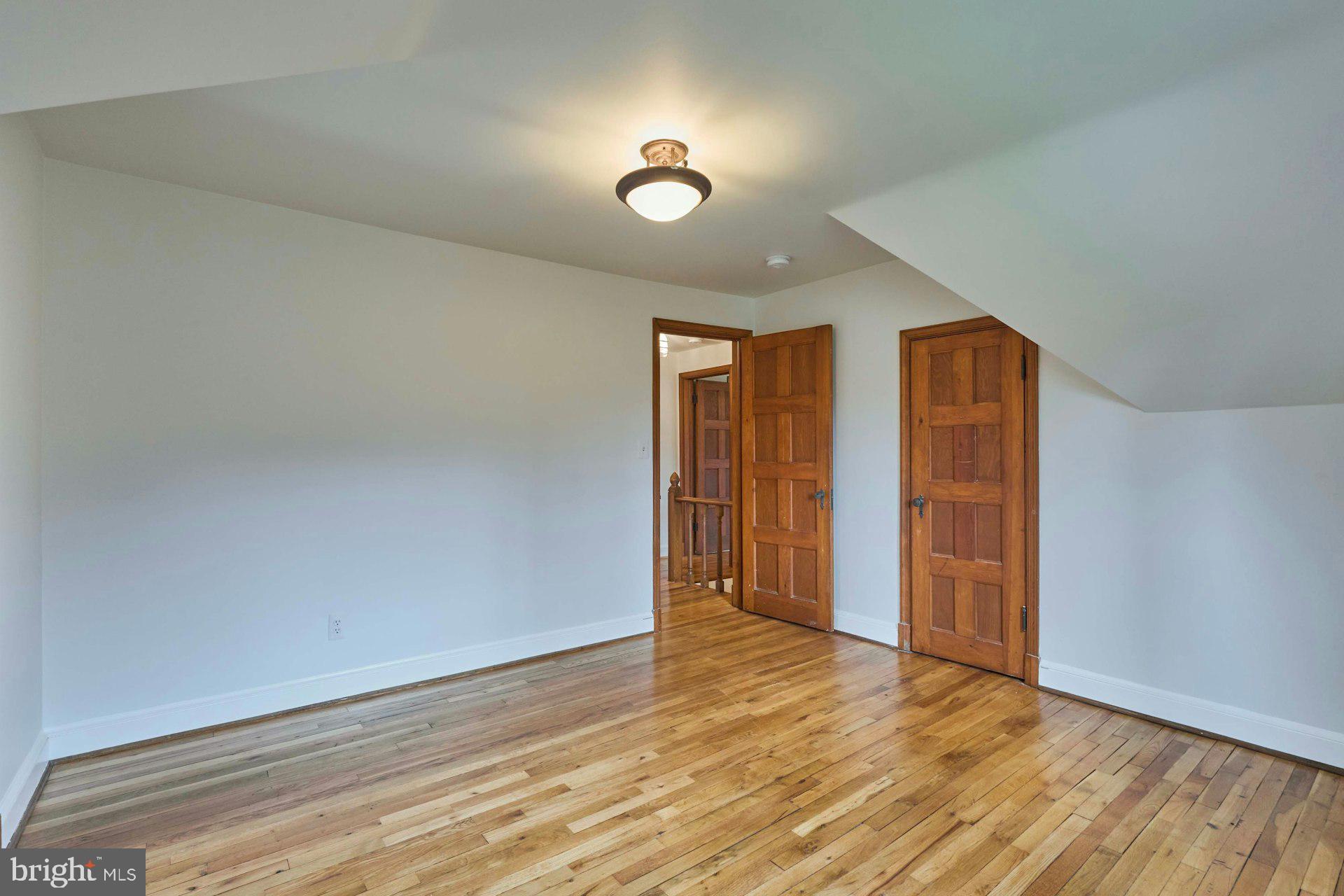 6586 BRADDOCK ROAD