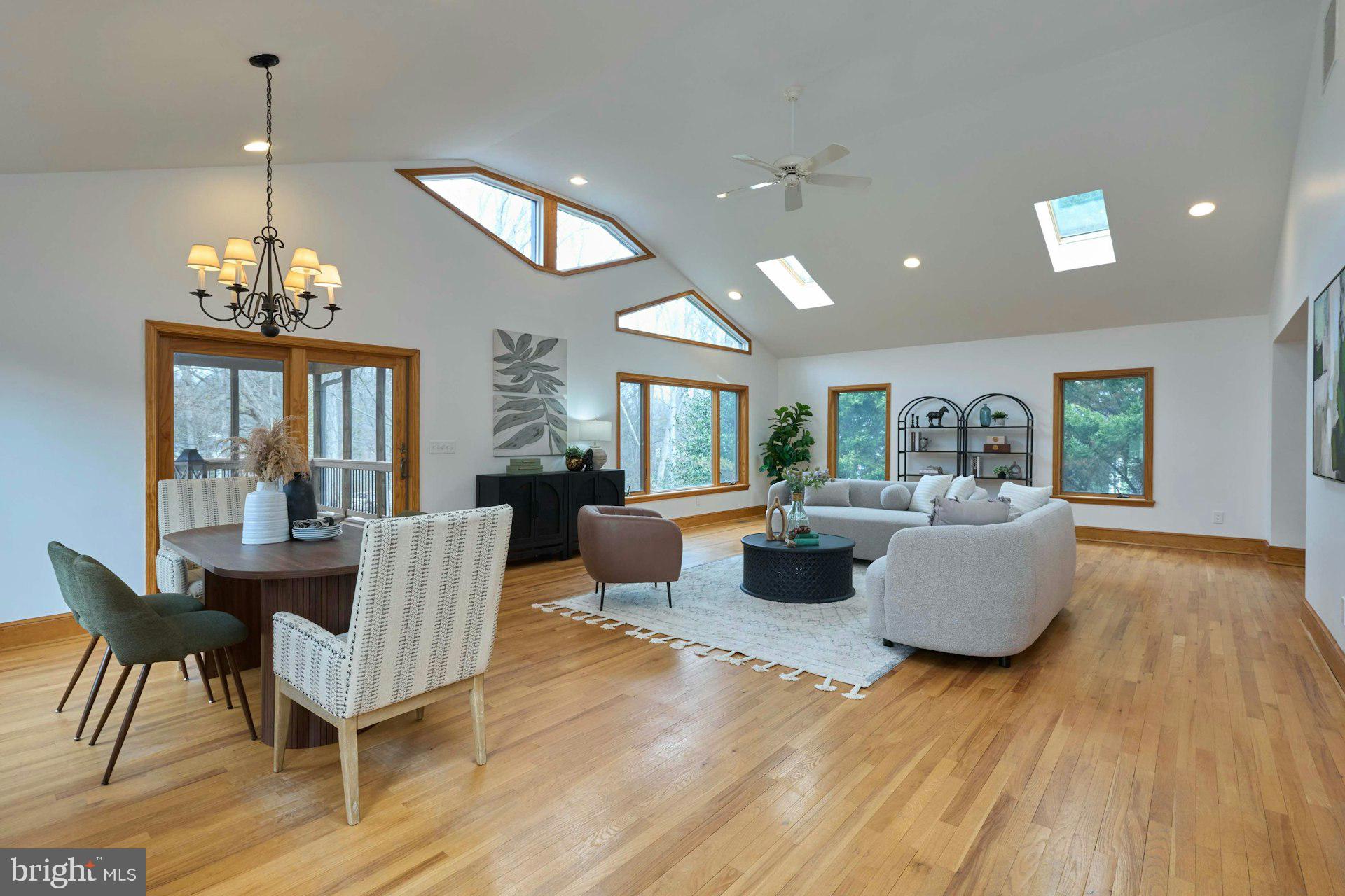 6586 BRADDOCK ROAD