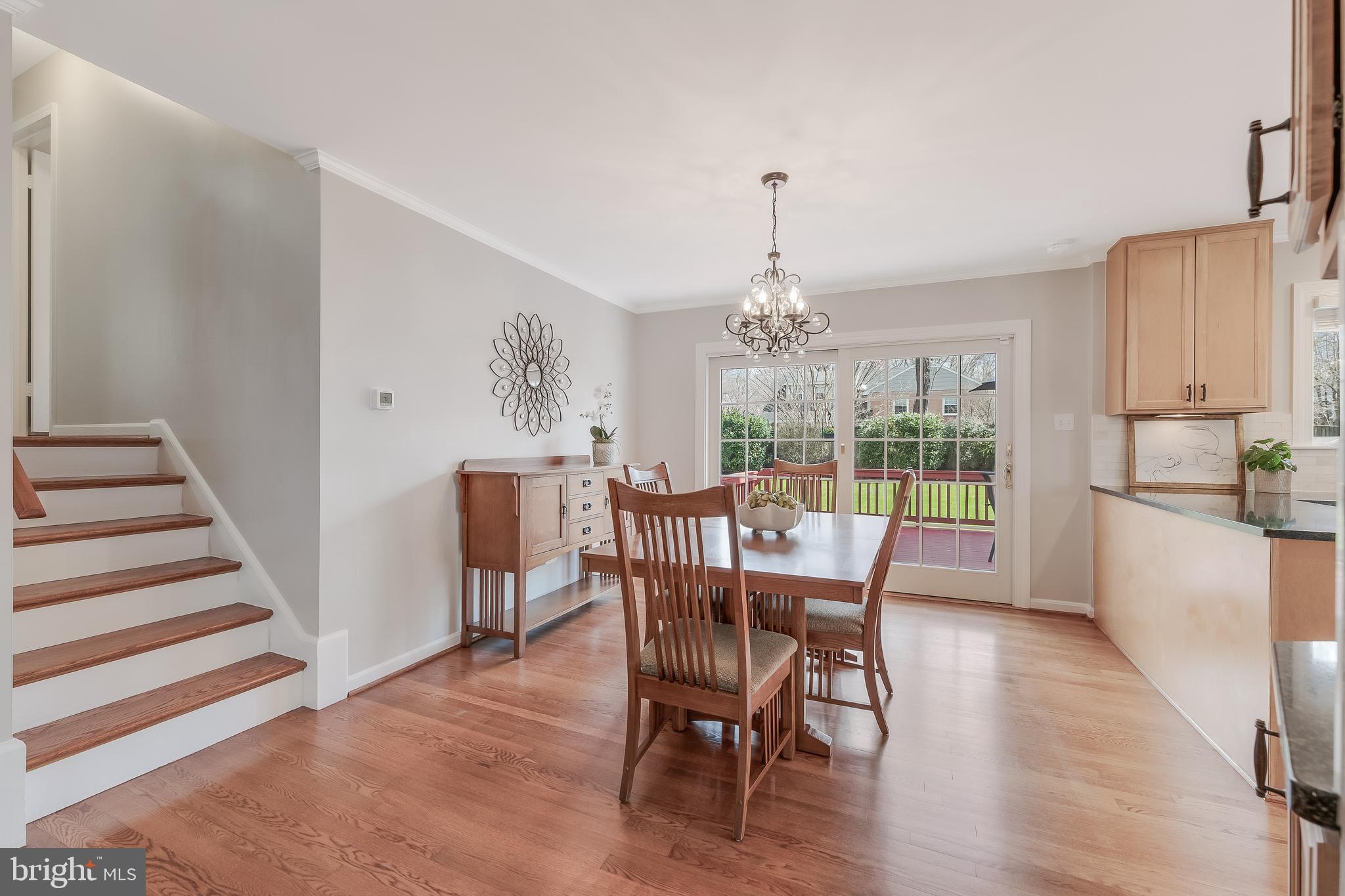 8511 STABLE DRIVE