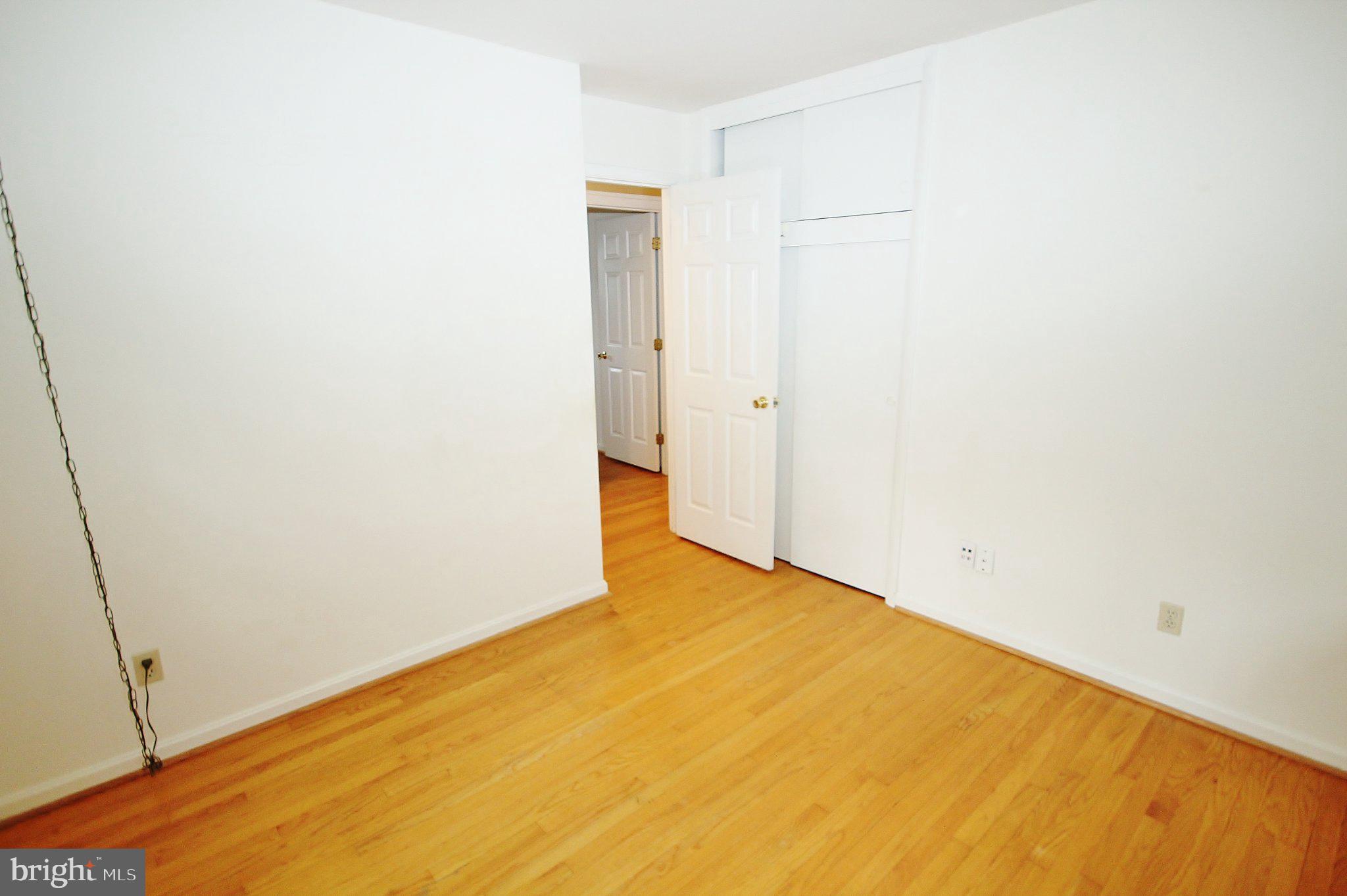 5504 INVERCHAPEL ROAD
