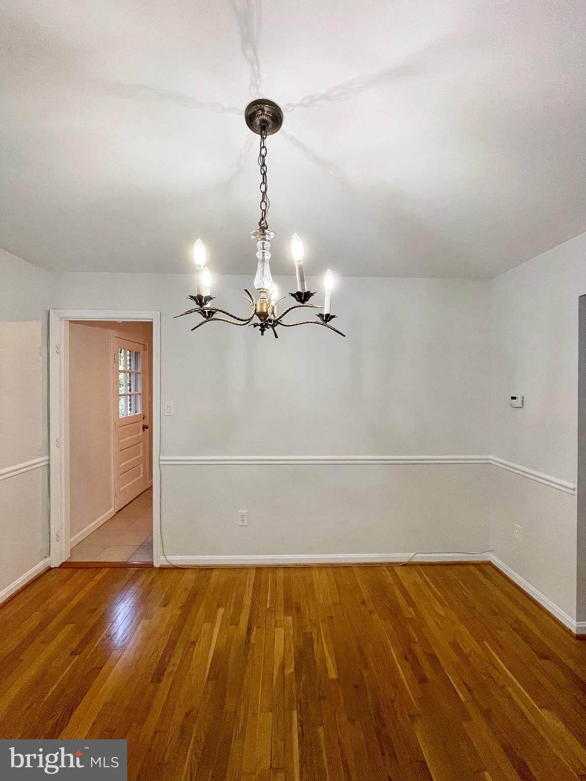1556 BRUTON COURT