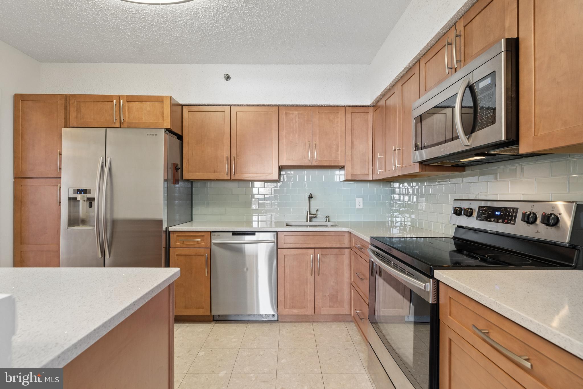 5505 SEMINARY ROAD 1106N