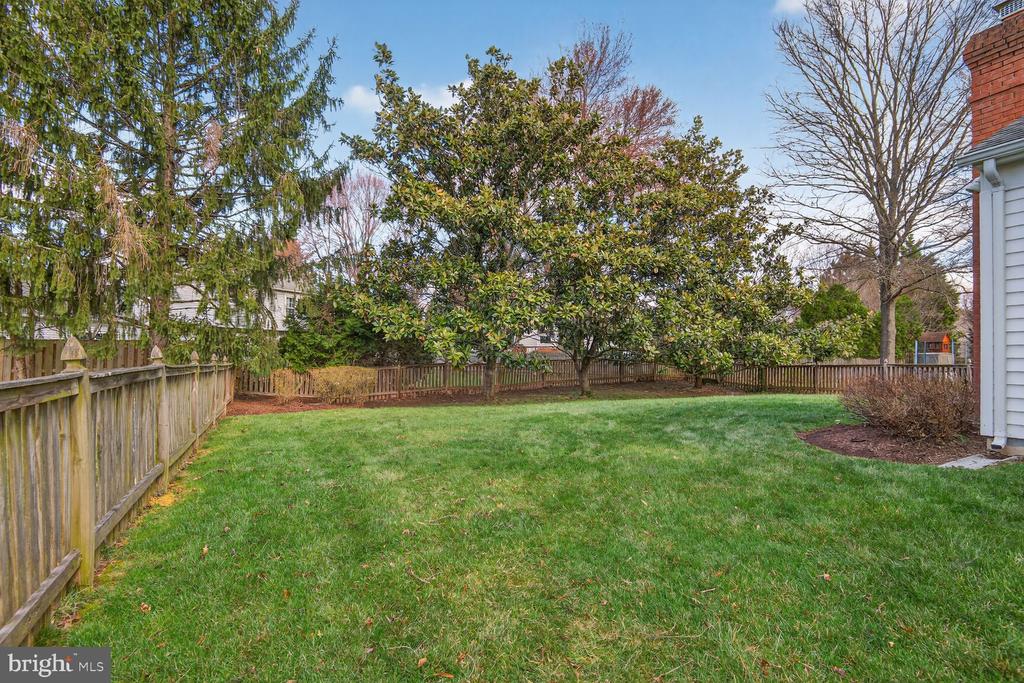 2790 MANSWAY DRIVE