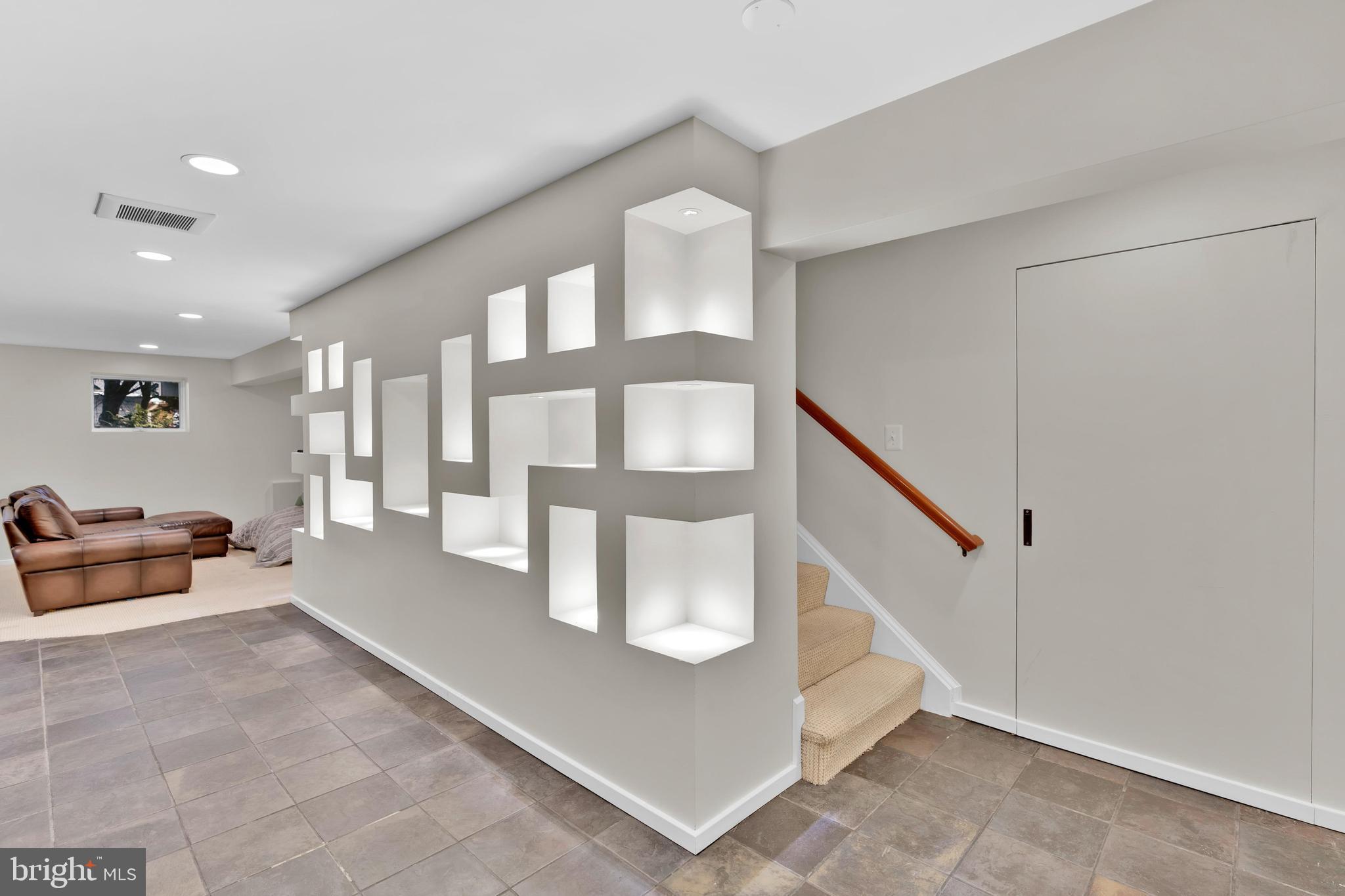 1502 CHAIN BRIDGE COURT