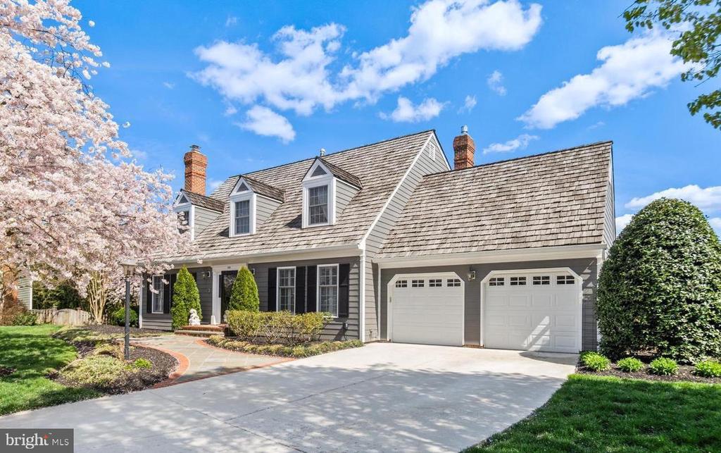 1502 CHAIN BRIDGE COURT