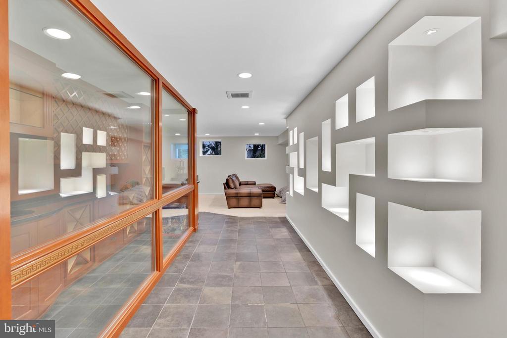 1502 CHAIN BRIDGE COURT