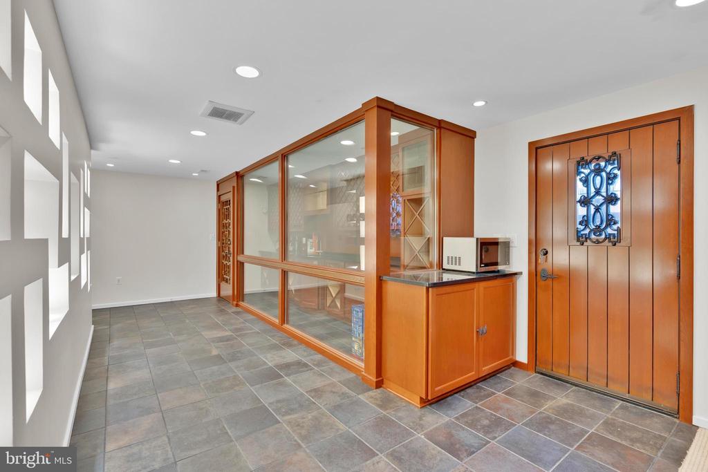 1502 CHAIN BRIDGE COURT