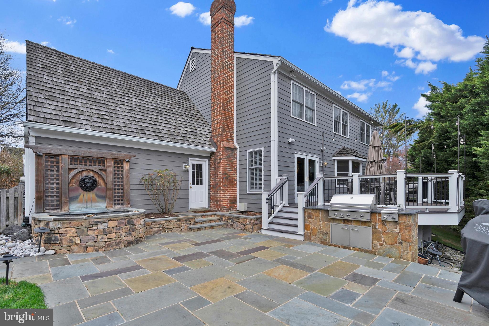1502 CHAIN BRIDGE COURT