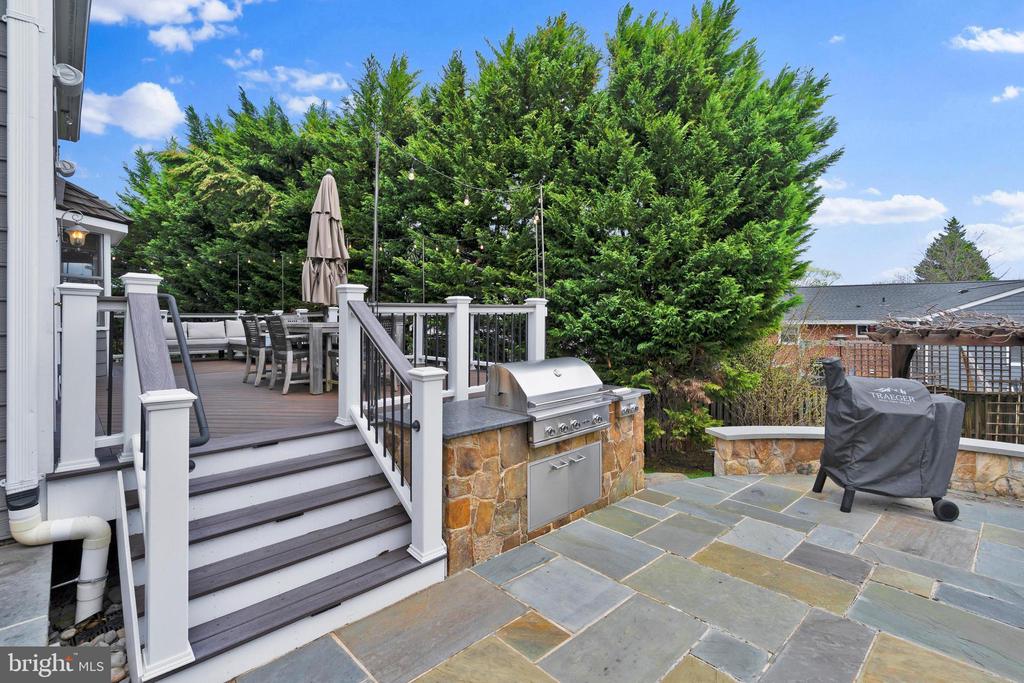 1502 CHAIN BRIDGE COURT