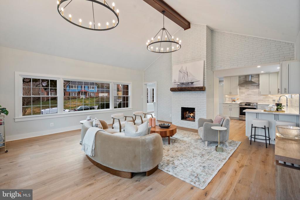 7204 REGENT