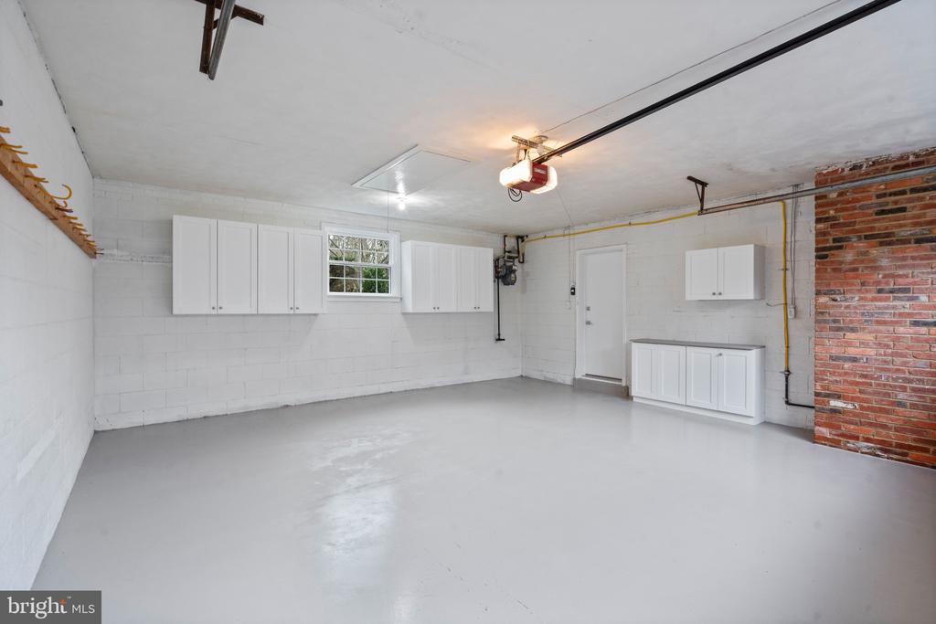 7204 REGENT