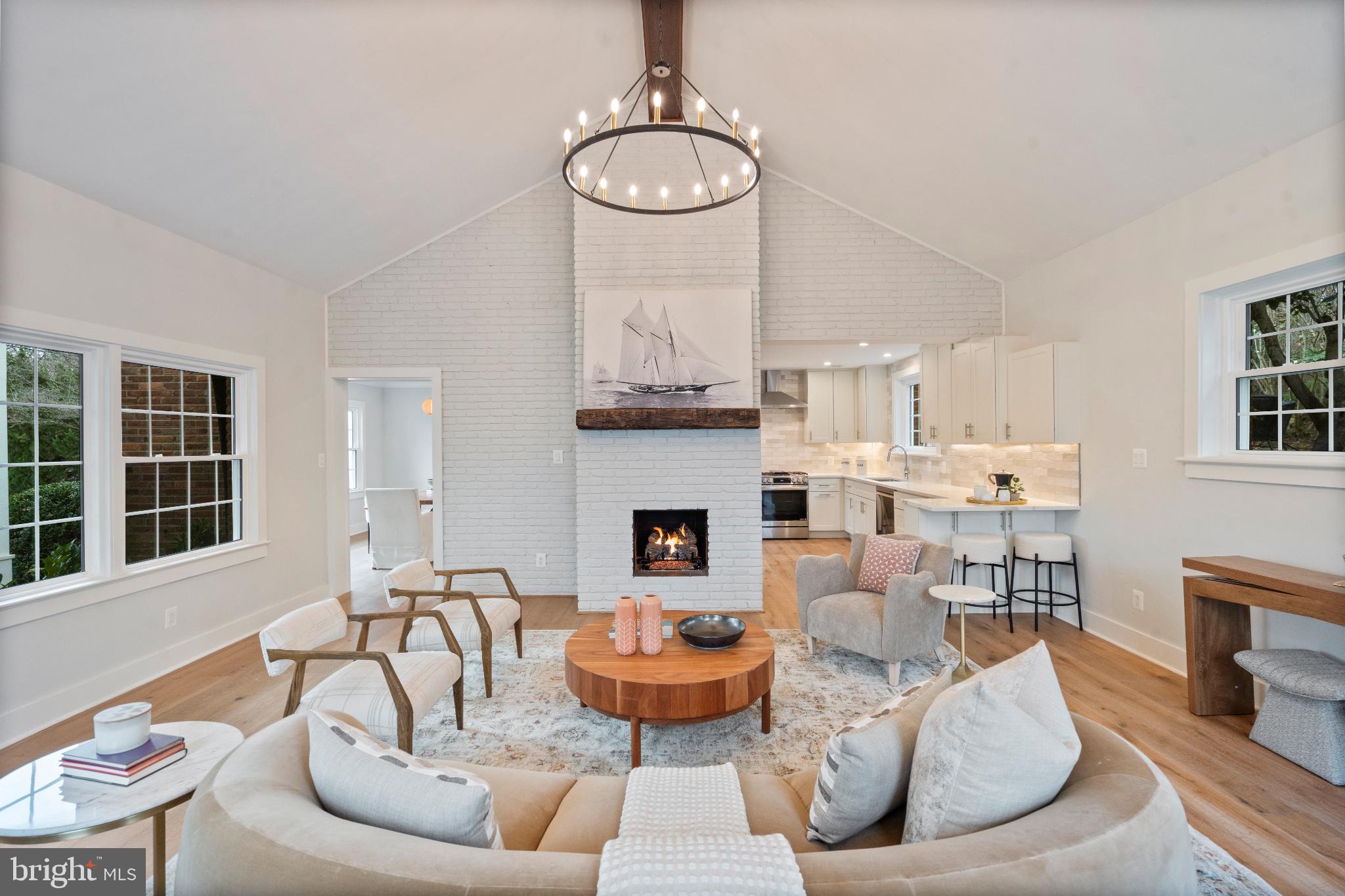 7204 REGENT