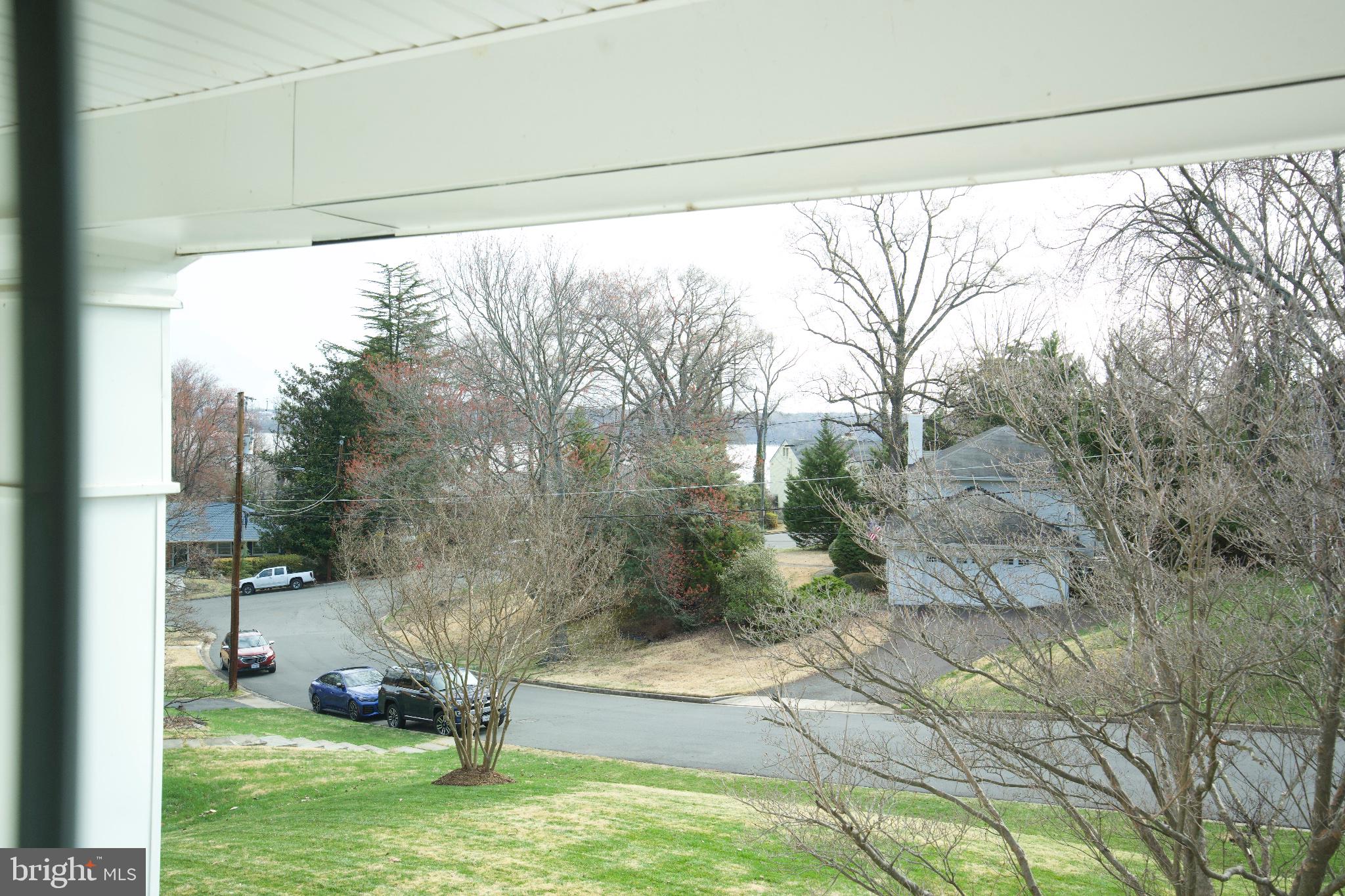 7204 REGENT