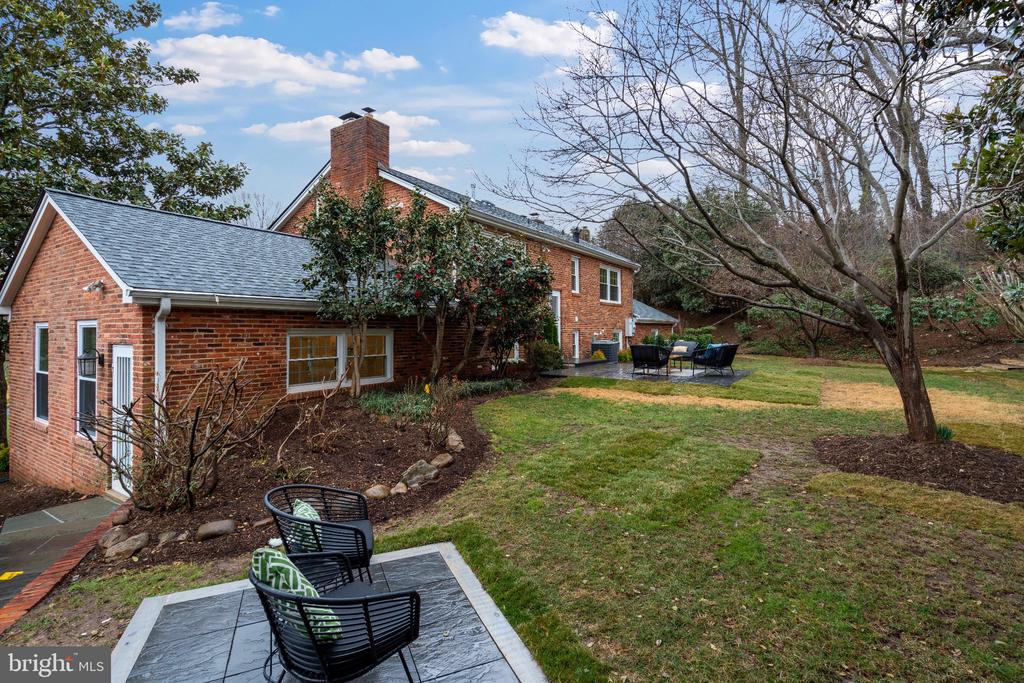 7204 REGENT