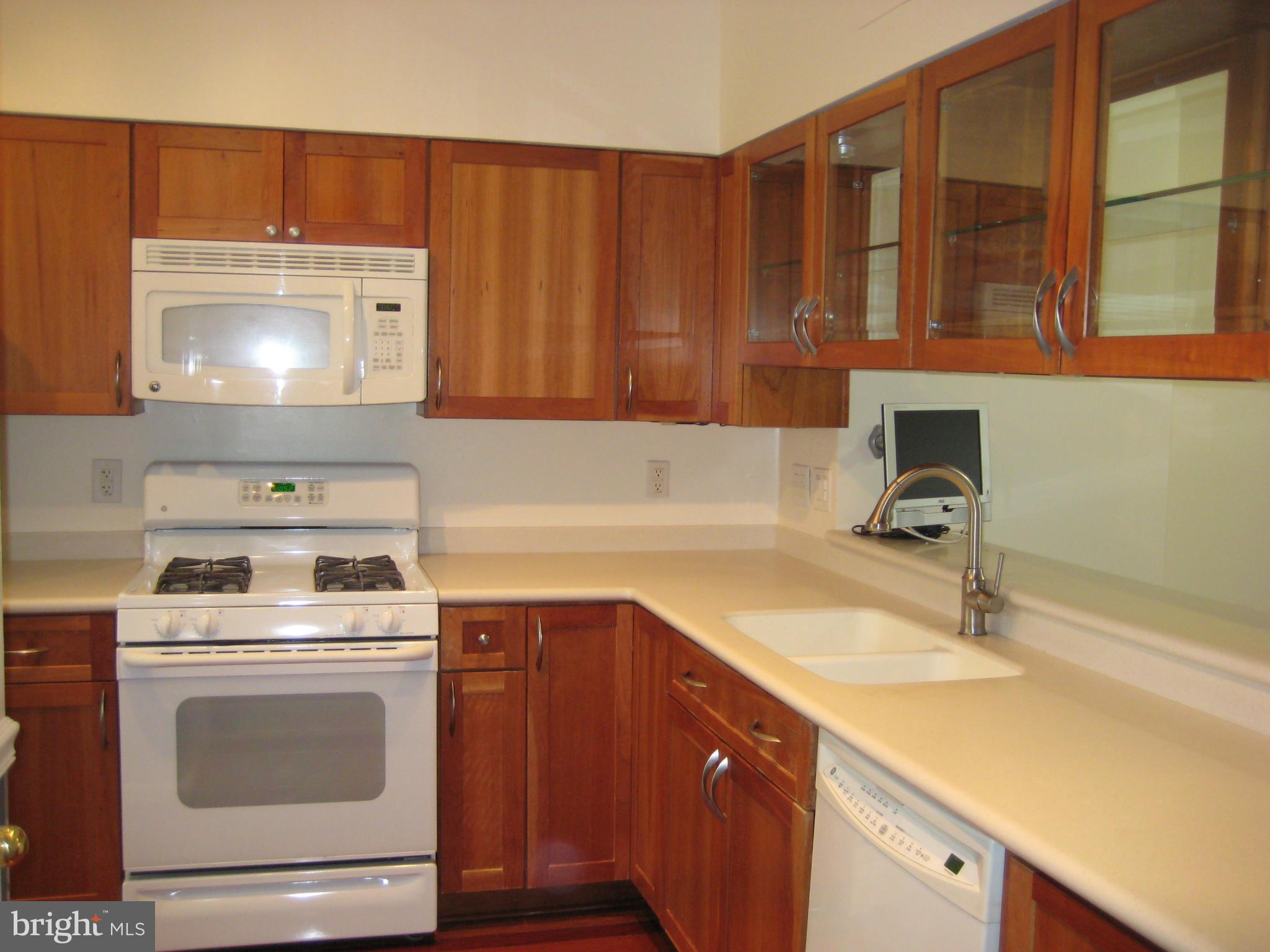 7183 FAIRFIELD COURT