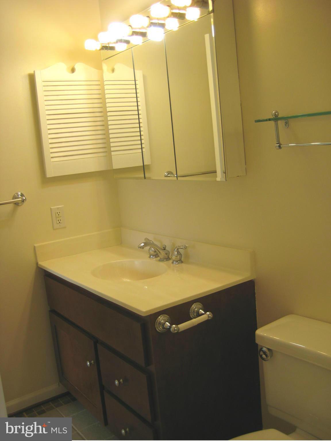 7183 FAIRFIELD COURT