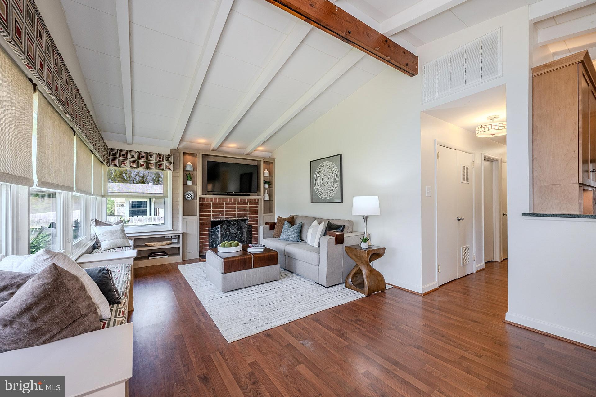 2904 FARMINGTON DRIVE