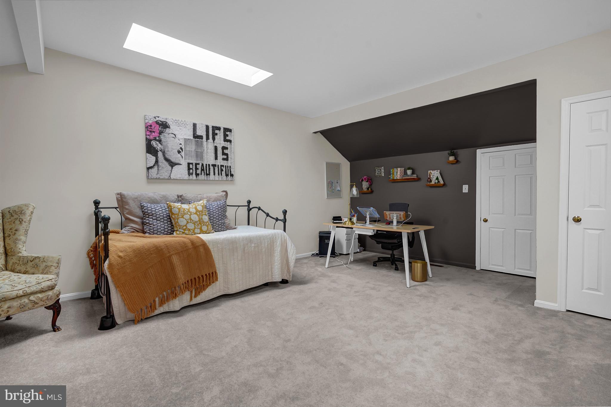 5934 MUNSON COURT