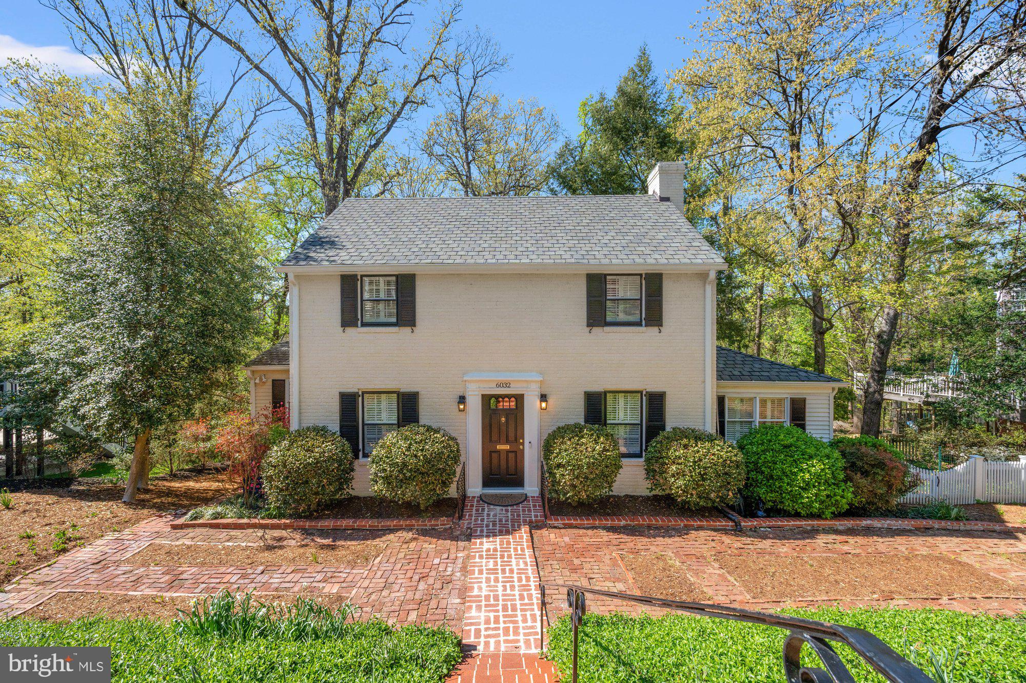6032 GROVE DRIVE