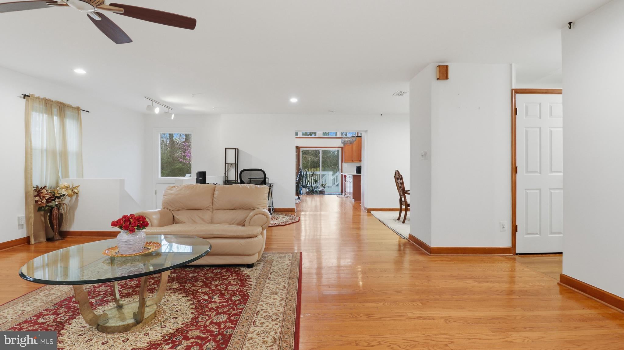 7607 BURNSIDE COURT