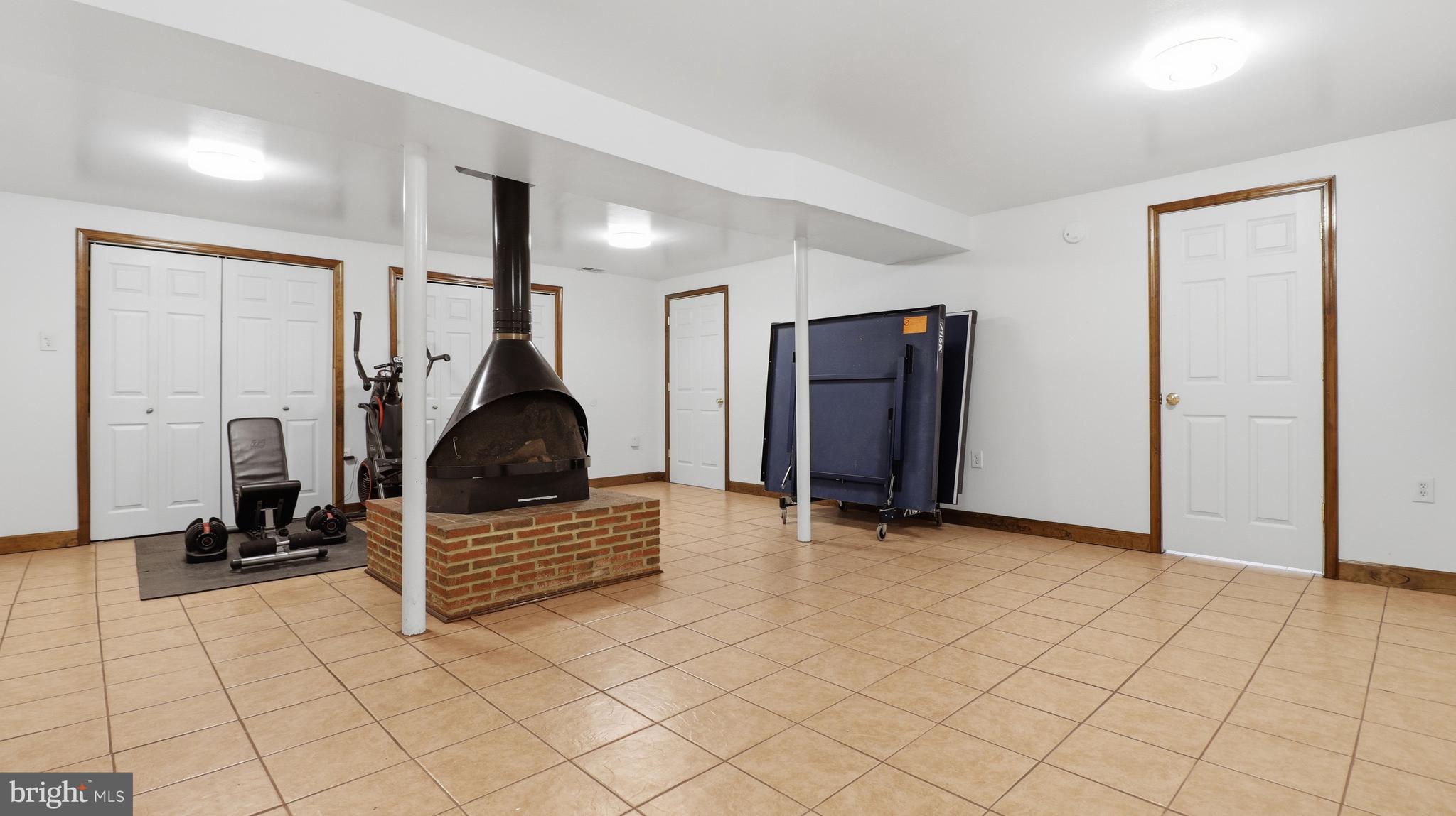 7607 BURNSIDE COURT