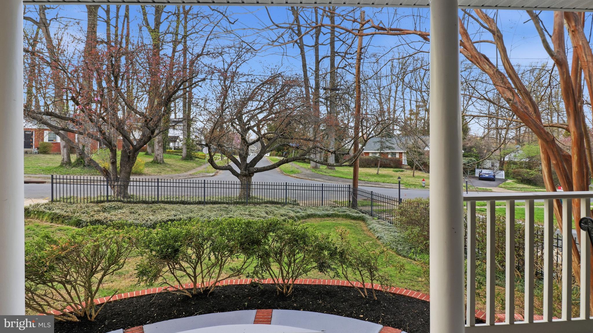 7607 BURNSIDE COURT
