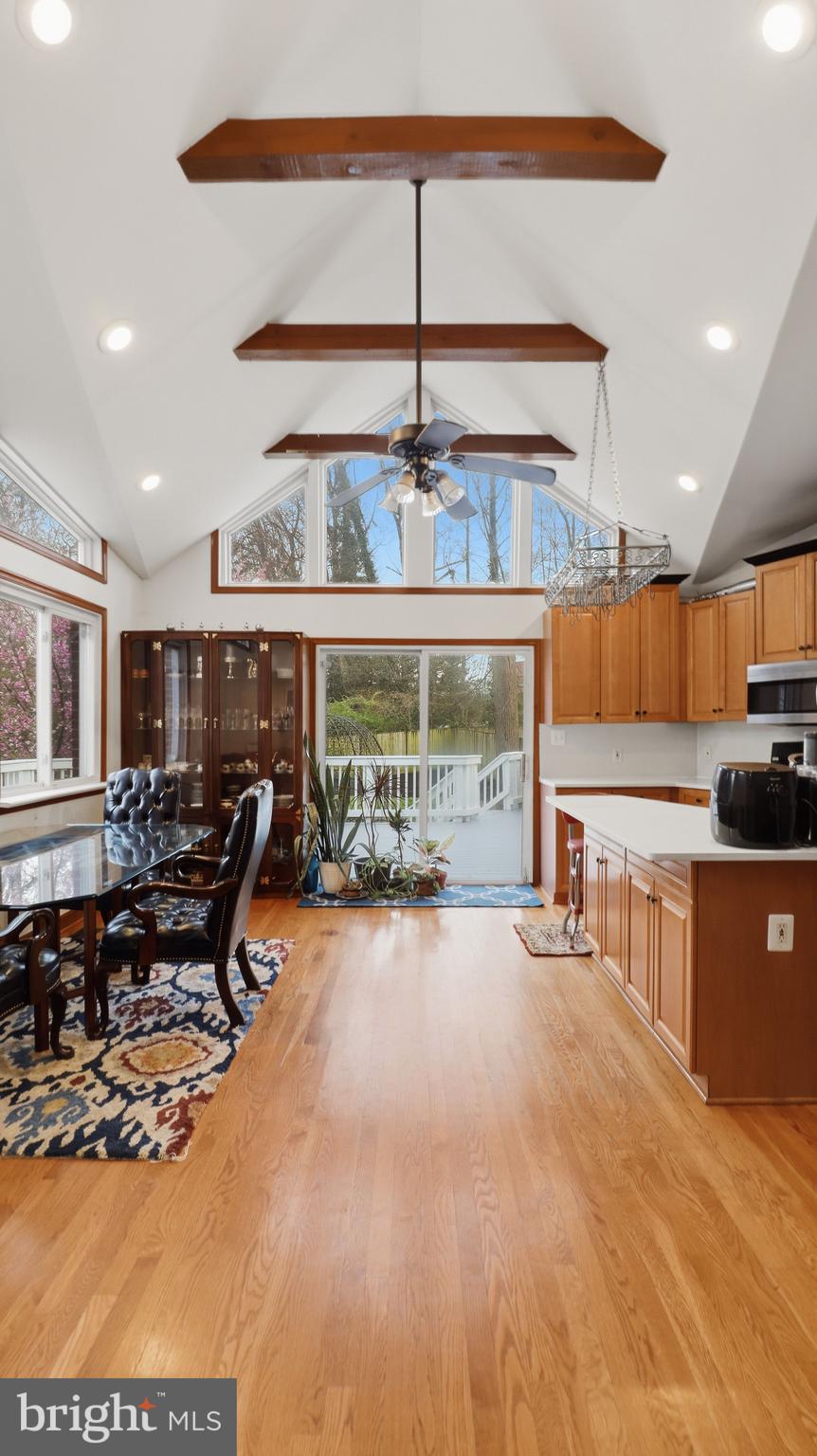 7607 BURNSIDE COURT