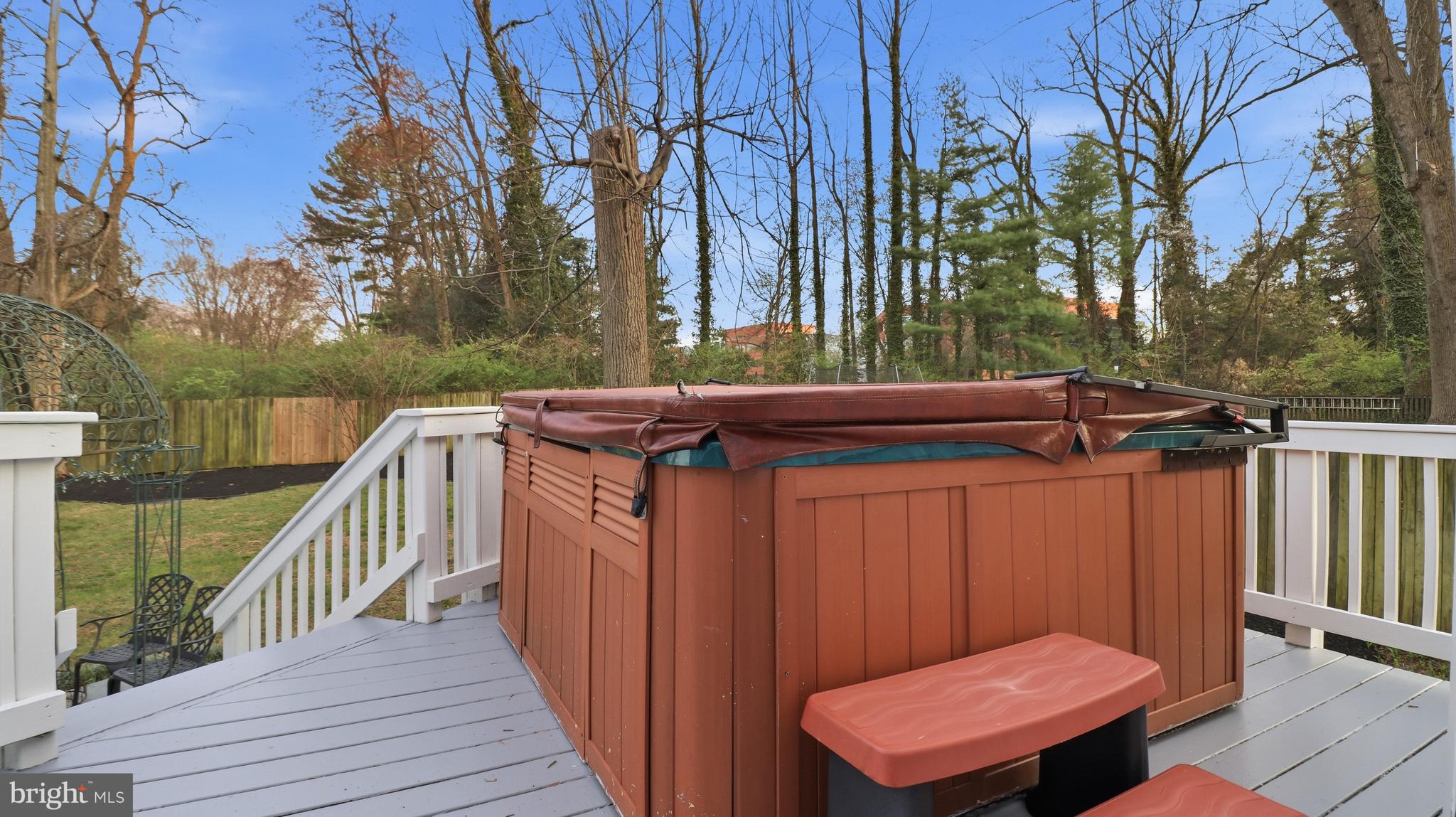7607 BURNSIDE COURT
