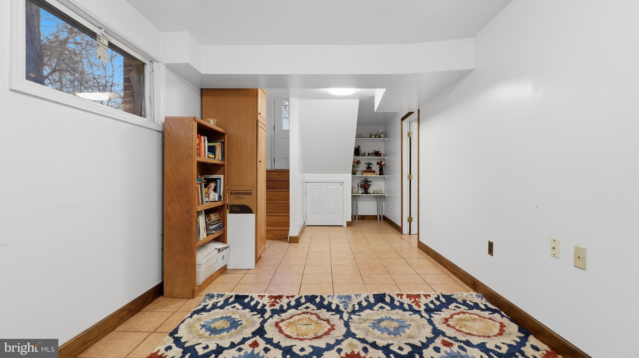 7607 BURNSIDE COURT