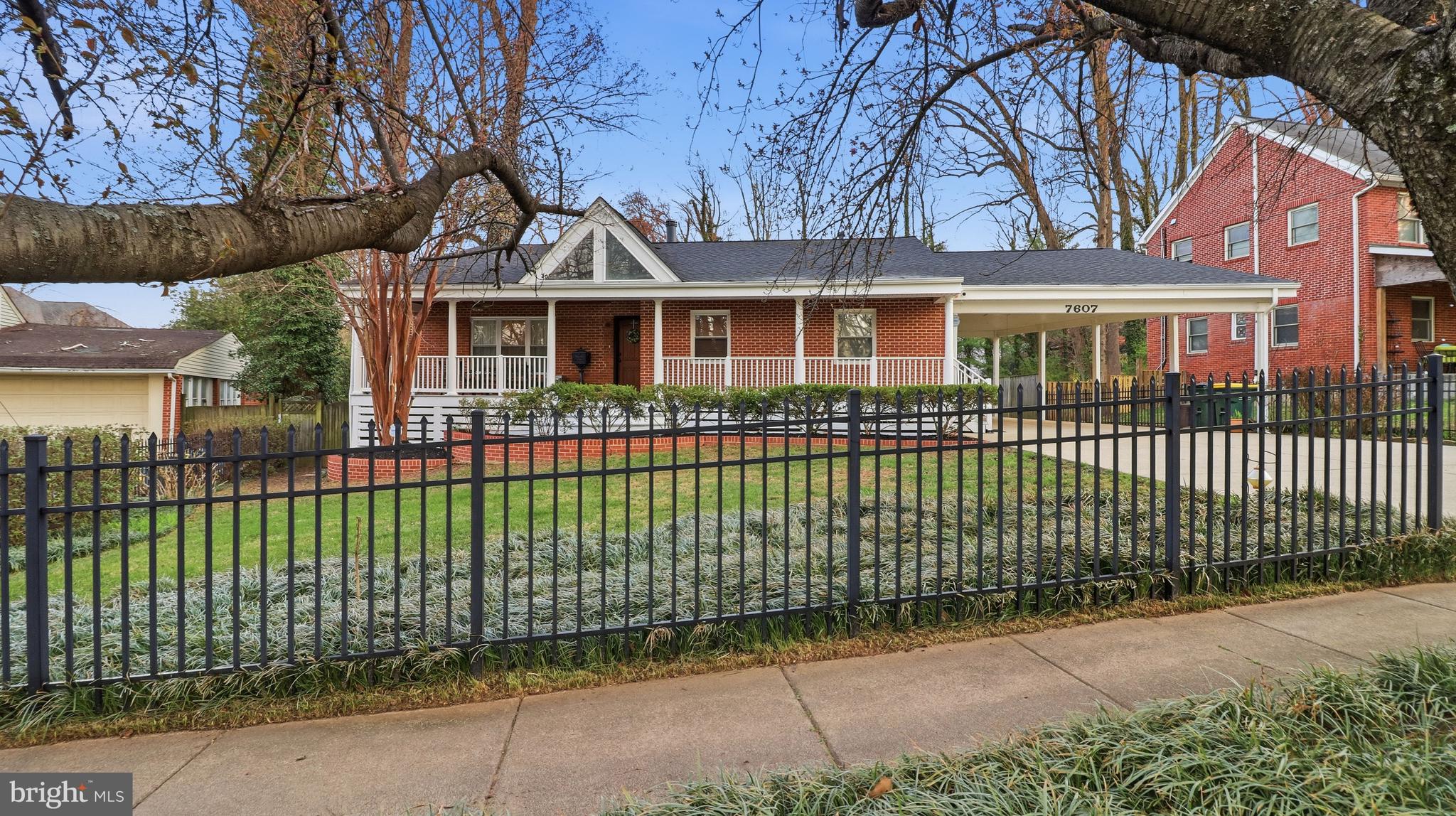 7607 BURNSIDE COURT