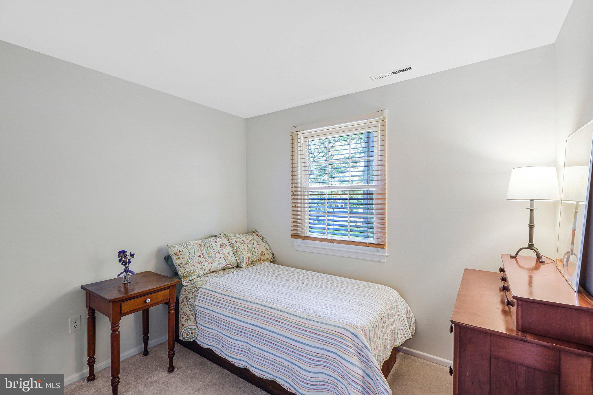 229 COMMONS DRIVE NW