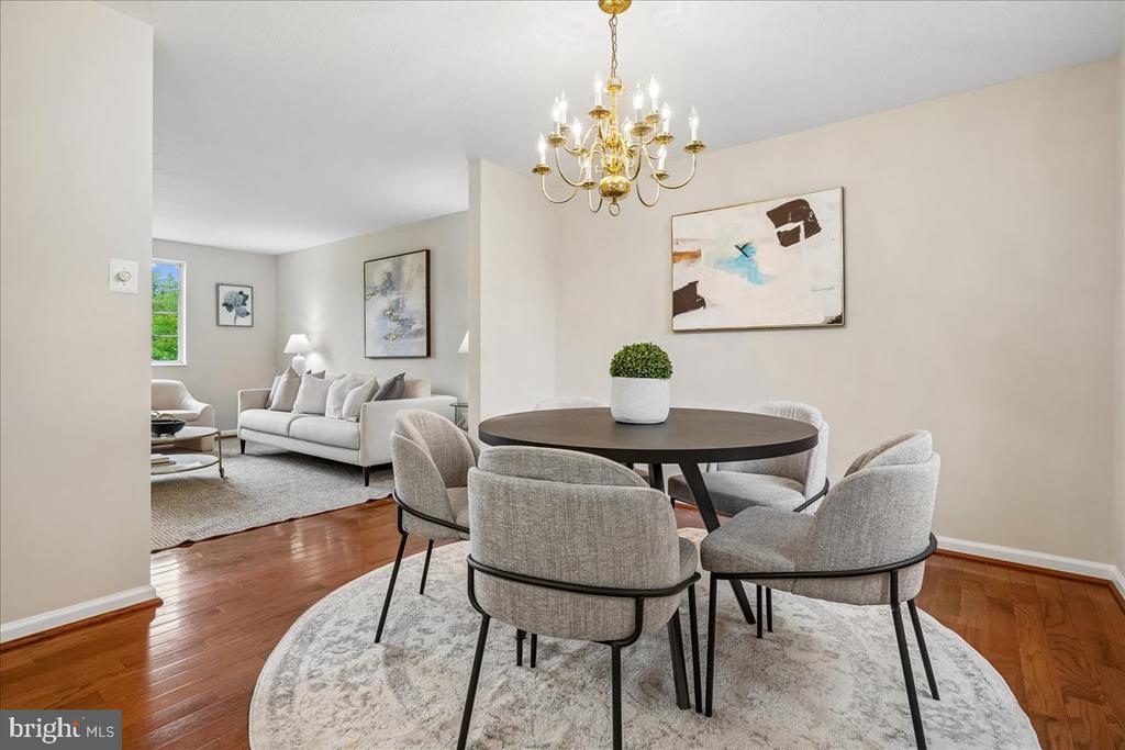 4407 VANTAGE COURT