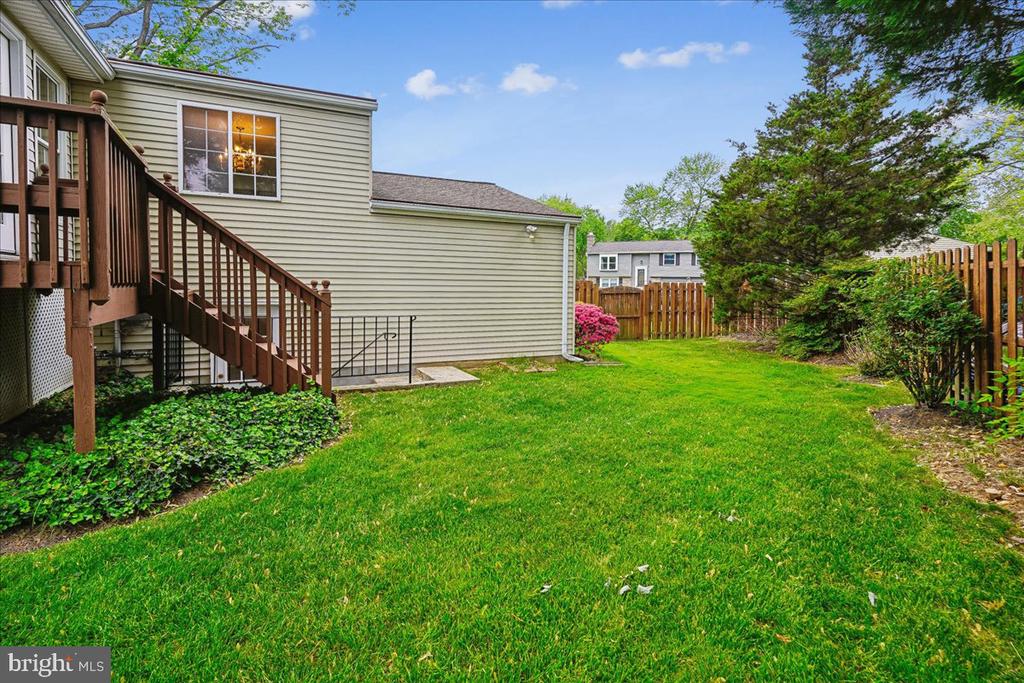4407 VANTAGE COURT